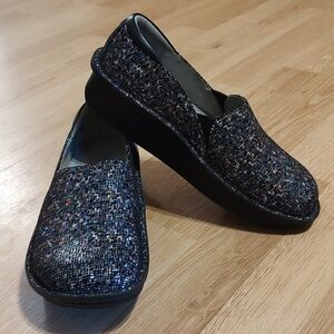 Alegria Womens Debra Colorful Slip-Resistant Nursing Work Shoe Clogs Size EU 36